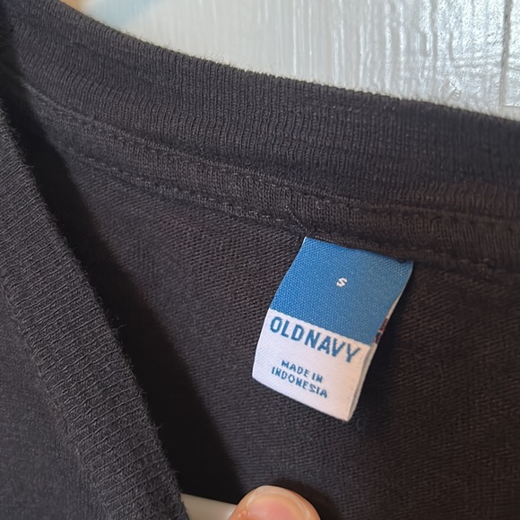 Old Navy Black Comfy Top - Picture 3 of 3